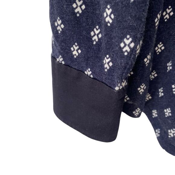 Tory Burch Linen Blend Navy Blue White Print Button Down Shirt size medium - Picture 5 of 8